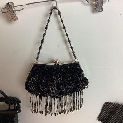 Lot 929 Lot of Ladies Evening-Wear Handbags