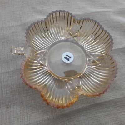 AMBER GLASS CLOVER DISH RIBBED PATTERN