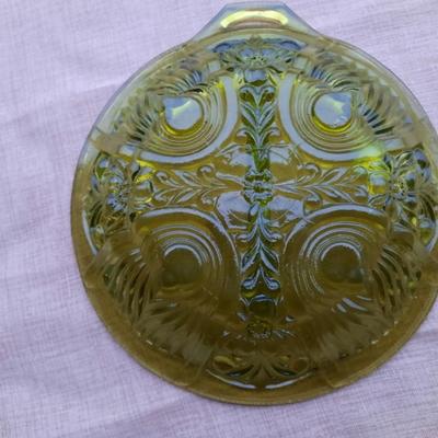 KILLARNEY MARIGOLD INDIANA GLASS GREEN RELISH DISH