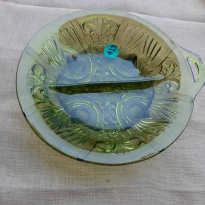 KILLARNEY MARIGOLD INDIANA GLASS GREEN RELISH DISH