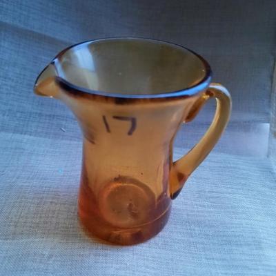 SMALL AMBER GLASS CREAMER