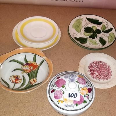 COLLECTIBLE VARIETY PLATES/BOWLS