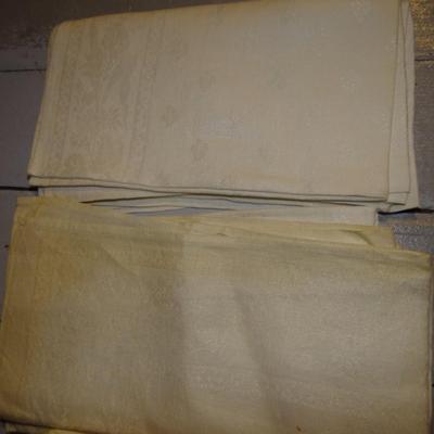 CLOTH NAPKINS
