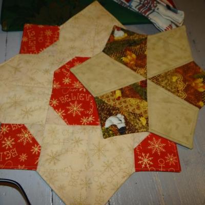 VARIETY TABLE COVERINGS