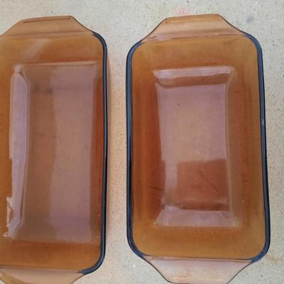 AMBER GLASS COOKING PANS/BREAD