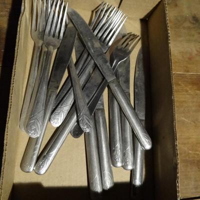 FLAT OF SILVERWARE