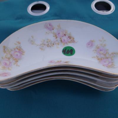 SET OF 5 CRESENT SALAD PLATES PINK ROSES