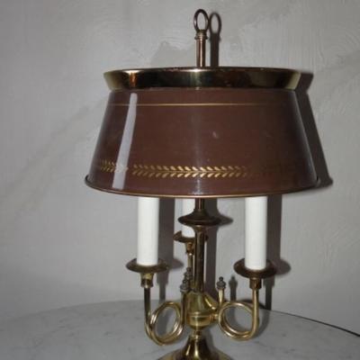 VINTAGE BROWN METAL LAMP