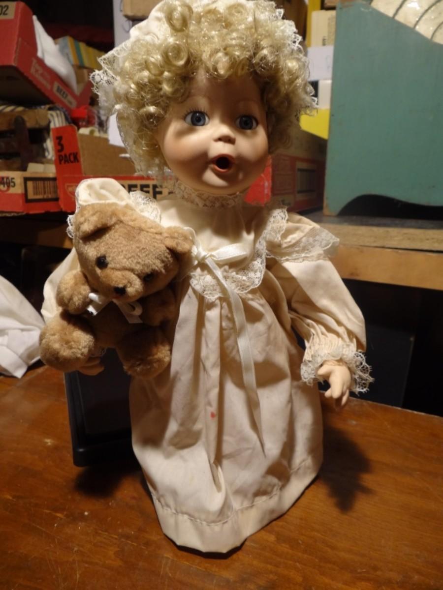 COLLECTIBLE PORCELAIN DOLL