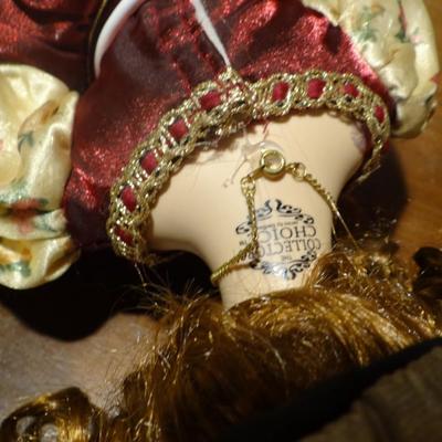 COLLECTIBLE PORCELAIN DOLL