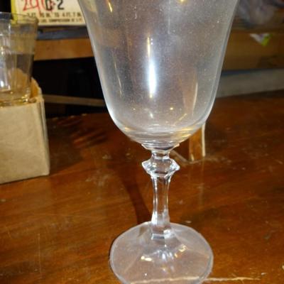 VARIETY OF WINE/WATER GOBLETS