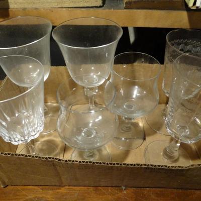 VARIETY OF WINE/WATER GOBLETS