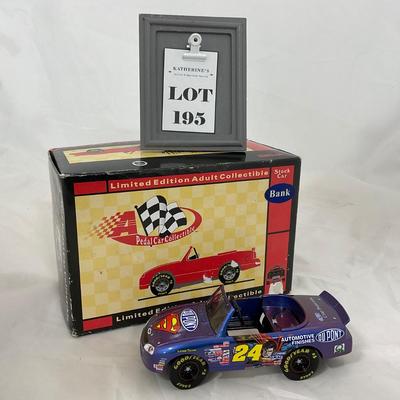 -195- VINTAGE | Die Cast Superman Peddle Car Bank | Jeff Gordon