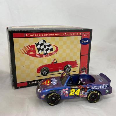 -195- VINTAGE | Die Cast Superman Peddle Car Bank | Jeff Gordon