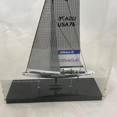 -197- COLLECTIBLE | BMW Oracle Racing Dealers Promo