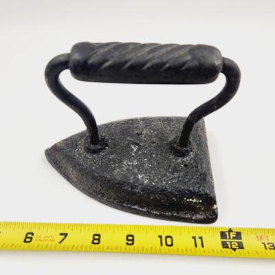 SOLID CAST IRON ANTIQUE IRON