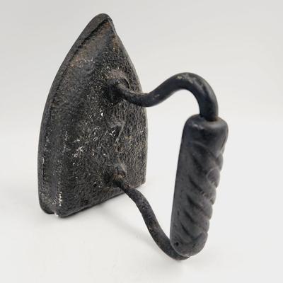 SOLID CAST IRON ANTIQUE IRON