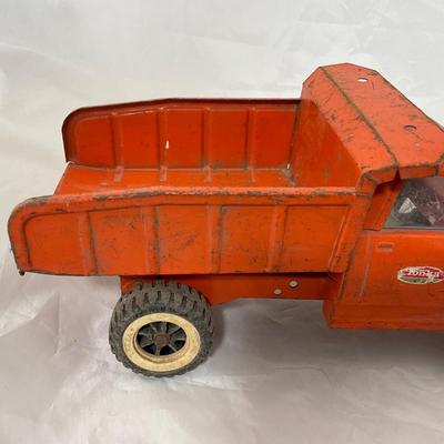 -201- VINTAGE | 1960â€™s Orange Tonka Dump Truck