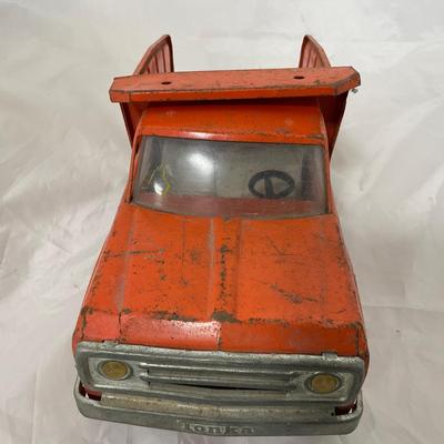 -201- VINTAGE | 1960â€™s Orange Tonka Dump Truck