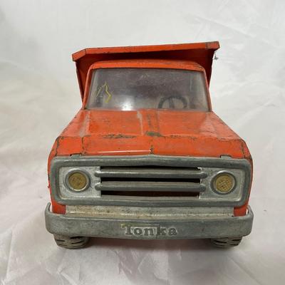 -201- VINTAGE | 1960â€™s Orange Tonka Dump Truck