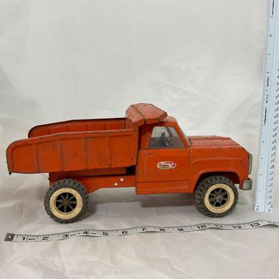 -201- VINTAGE | 1960â€™s Orange Tonka Dump Truck