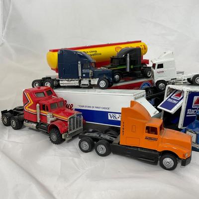 -203- COLLECTIBLE | Toy Semi Trucks