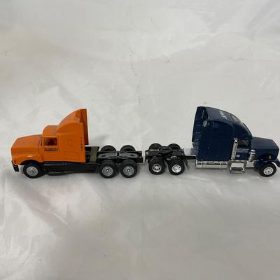 -203- COLLECTIBLE | Toy Semi Trucks