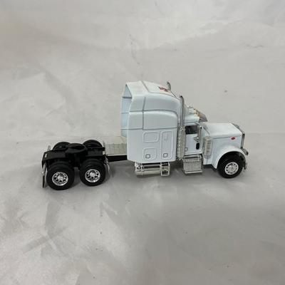 -203- COLLECTIBLE | Toy Semi Trucks