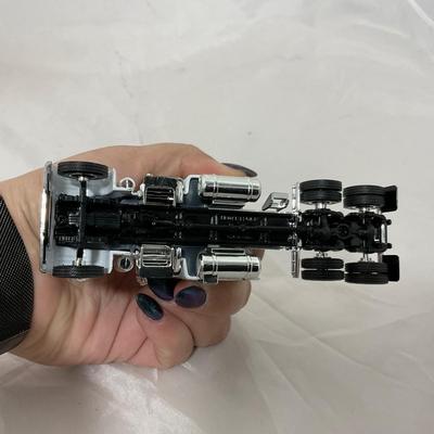 -203- COLLECTIBLE | Toy Semi Trucks