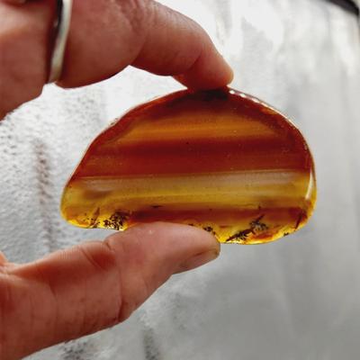 MULTI TYPE SLICED & POLISHED STONES - GEODES?