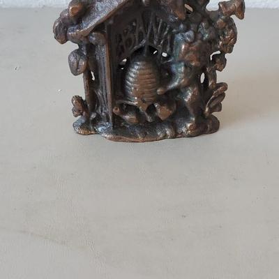 Metal bank
