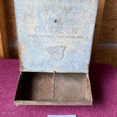 12.5â€ Canteen #88 Feeder