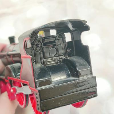 FUN DIECAST LIGHT/SOUND TRAIN W/ PULLBACK ACTION