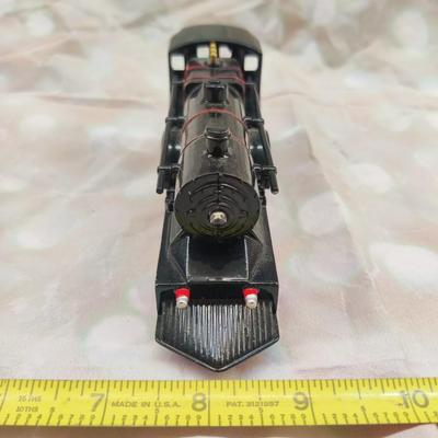 FUN DIECAST LIGHT/SOUND TRAIN W/ PULLBACK ACTION