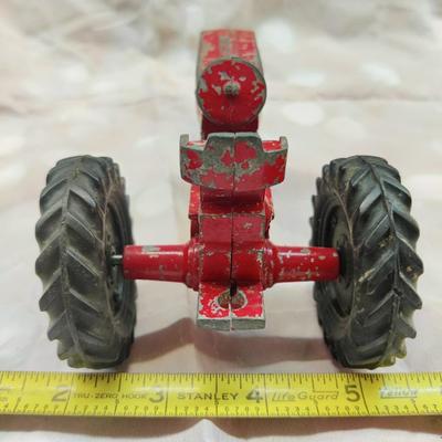 VINTAGE 1960'S ERTL INTERNATIONAL FARMALL 656 DIECAST FARM TRACTOR