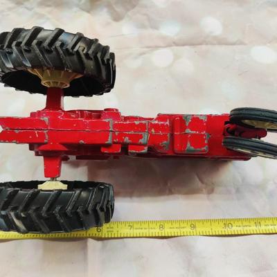 VINTAGE 1969 ERTL INTERNATIONAL HARVESTER 544 DIECAST LARGE FARM TRACTOR