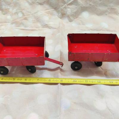 VINTAGE ERTL METAL FARM WAGON LOT
