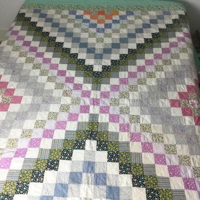 959 Vintage Hand Stitched Checkered Quilt 105â€ x 105â€
