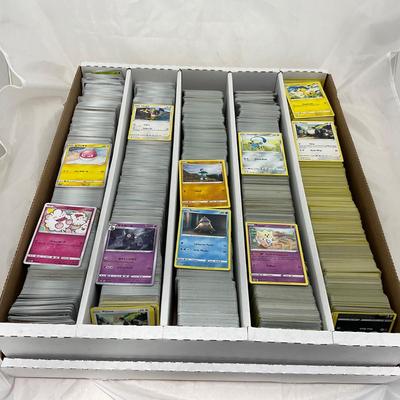 -232- COLLECTIBLE | Large Box Of PokÃ©mon Cards