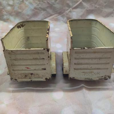 VINTAGE TONKA STABLES TOY TRAILER LOT
