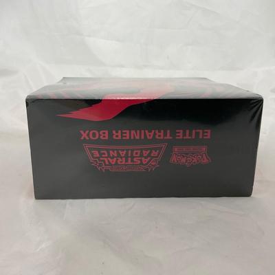 -235- COLLECTIBLE | PokÃ©mon Elite Trainers Box | Factory Sealed
