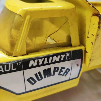VINTAGE 1978/79 NYLINT DUMPER TRUCK "YOU CALL... WE'LL HAUL"