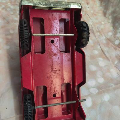 VINTAGE 1970'S NYLINT FIRE DEPARTMENT RED FIRE TRUCK W/ LADDERS