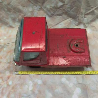 VINTAGE 1970'S NYLINT FIRE DEPARTMENT RED FIRE TRUCK W/ LADDERS