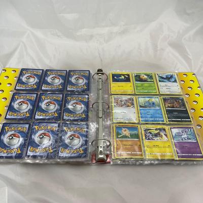 -241- COLLECTIBLE | Vintage PokÃ©mon Cards. & PokÃ©mon Binder