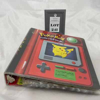 -241- COLLECTIBLE | Vintage PokÃ©mon Cards. & PokÃ©mon Binder