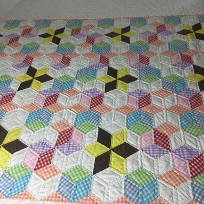968 Vintage Bee Hive Colorful Quilt 99â€ x 85â€