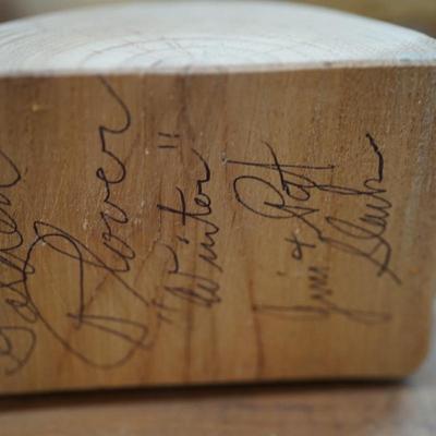 PAIR OF VINTAGE HAND CARVED AND FOLK ART PAINTED SHORE BIRDS