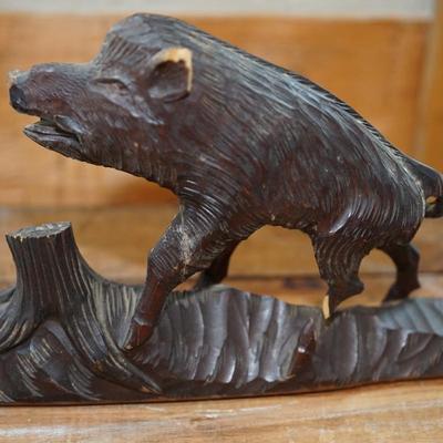 VINTAGE HAND CARVED WOOD BOAR