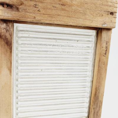 VINTAGE "CRYSTAL" GLASS & WOOD WASH BOARD
